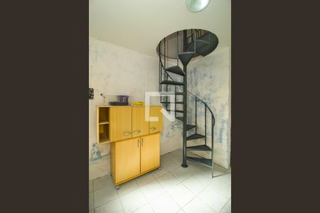 Sala de casa de condomínio para alugar com 1 quarto, 39m² em Vila Nova, Porto Alegre