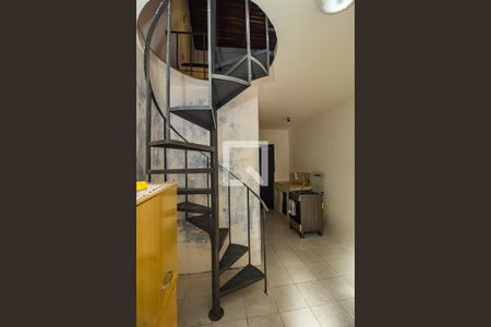 Sala de casa de condomínio para alugar com 1 quarto, 39m² em Vila Nova, Porto Alegre
