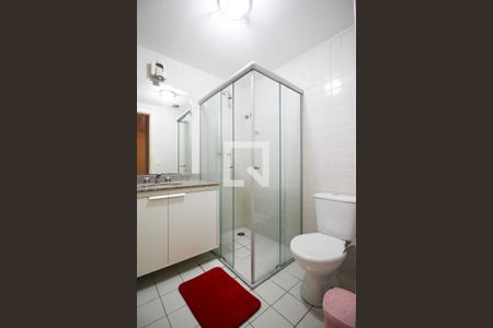 Banheiro de kitnet/studio para alugar com 1 quarto, 48m² em Planalto Paulista, São Paulo