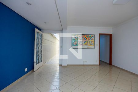 Sala de casa para alugar com 3 quartos, 150m² em Itaim Bibi, São Paulo