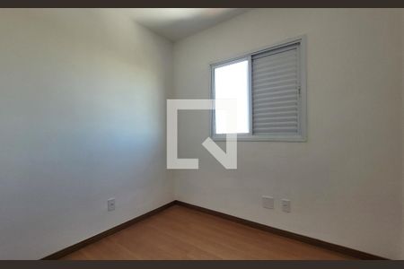Quarto de apartamento à venda com 2 quartos, 54m² em Utinga, Santo André