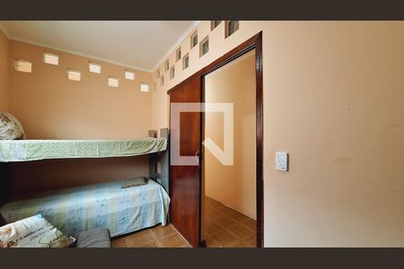 Quarto  de casa para alugar com 2 quartos, 74m² em Maracanã, Praia Grande