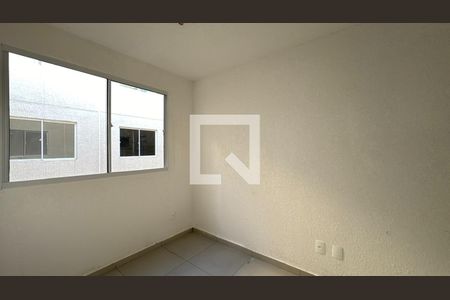 Quarto 2 de apartamento para alugar com 2 quartos, 38m² em Tatuquara, Curitiba