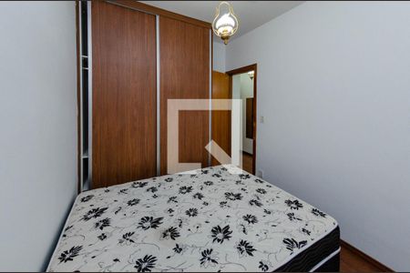 Quarto 1 de apartamento para alugar com 3 quartos, 90m² em Buritis, Belo Horizonte