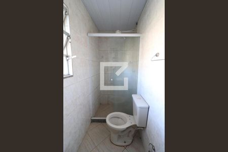 Banheiro de apartamento para alugar com 1 quarto, 50m² em Praia da Bandeira, Rio de Janeiro