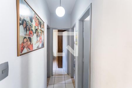 Corredor de apartamento à venda com 3 quartos, 63m² em Ipiranga, Belo Horizonte