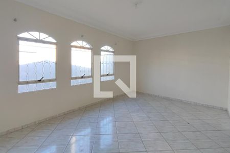 Sala de Estar de casa à venda com 3 quartos, 210m² em Jardim Santa Amalia, Campinas