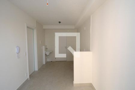 Sala/Cozinha de apartamento para alugar com 1 quarto, 31m² em Socorro, São Paulo