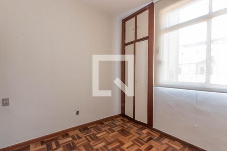 Quarto 1 de apartamento para alugar com 3 quartos, 180m² em São José, Belo Horizonte