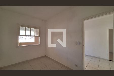 Quarto de casa para alugar com 2 quartos, 70m² em Caiçara, Praia Grande