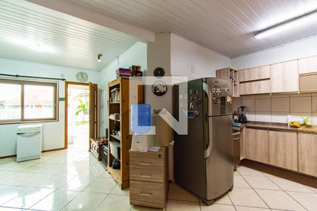 Casa à venda com 2 quartos, 106m² em São José, Canoas