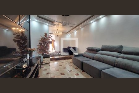 Sala de casa para alugar com 3 quartos, 299m² em Parque Jaçatuba, Santo André
