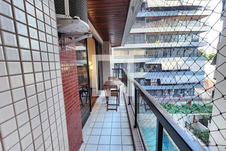 Varanda de apartamento para alugar com 3 quartos, 104m² em Botafogo, Rio de Janeiro