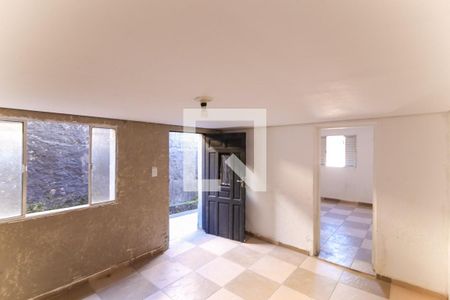 Sala de casa à venda com 2 quartos, 125m² em Jardim Monte Kemel, São Paulo