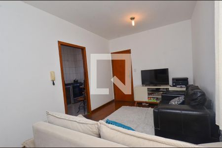 Sala de estar de apartamento à venda com 3 quartos, 75m² em Santo Andre, Belo Horizonte