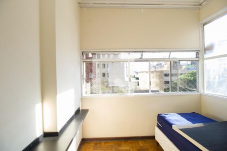 Quarto 1 de apartamento para alugar com 3 quartos, 119m² em Centro, Belo Horizonte
