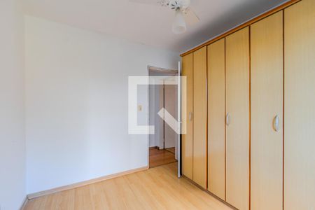 Quarto 1 de apartamento para alugar com 2 quartos, 58m² em Cristal, Porto Alegre