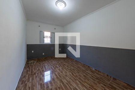 Quarto 2 de casa para alugar com 2 quartos, 70m² em Vila Ivone, São Paulo