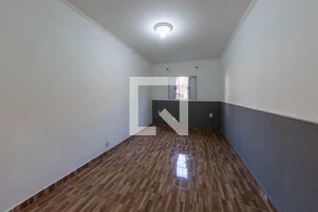 Quarto 2 de casa para alugar com 2 quartos, 81m² em Vila Ivone, São Paulo