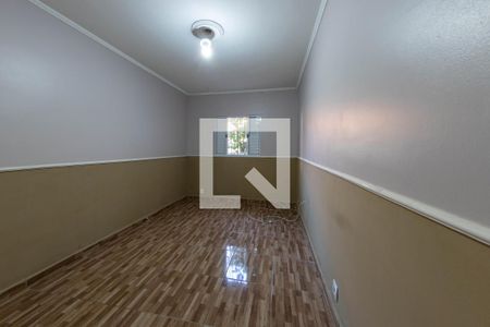 Quarto 1 de casa para alugar com 2 quartos, 81m² em Vila Ivone, São Paulo