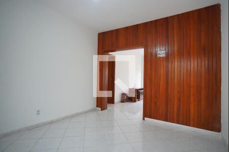 Sala 2 de casa à venda com 4 quartos, 207m² em Jardim Lindóia, Porto Alegre