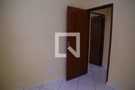 Quarto 1 de casa para alugar com 2 quartos, 58m² em Vila Clarice, São Paulo