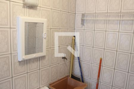 Banheiro de apartamento para alugar com 1 quarto, 40m² em Itararé, São Vicente
