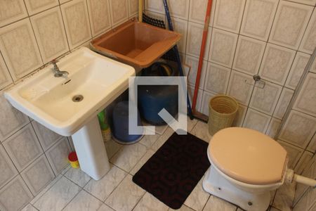 Banheiro de apartamento para alugar com 1 quarto, 40m² em Itararé, São Vicente