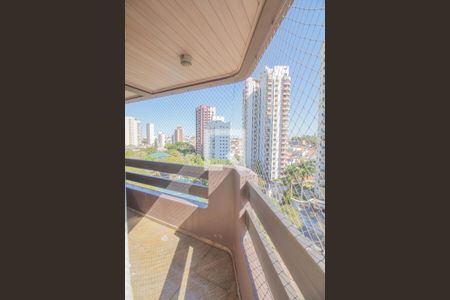 Sacada Sala de apartamento à venda com 3 quartos, 360m² em Jardim Avelino, São Paulo