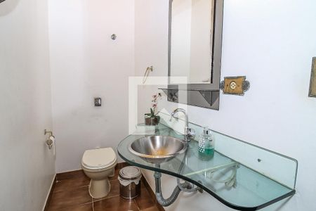 Banheiro de casa para alugar com 5 quartos, 360m² em Vila Romana, São Paulo