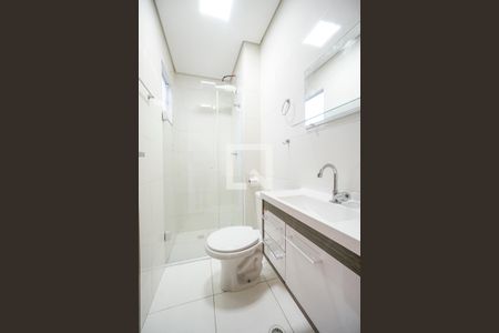 Banheiro  de apartamento para alugar com 1 quarto, 28m² em Chácara Califórnia, São Paulo