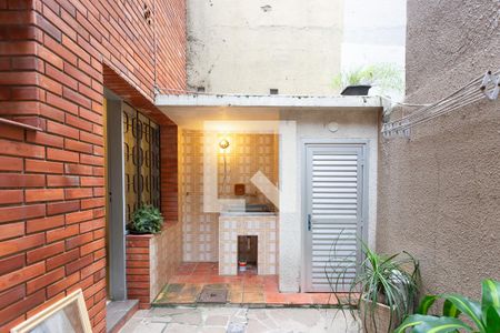 1° andar - Àrea externa  de casa para alugar com 3 quartos, 356m² em Auxiliadora, Porto Alegre