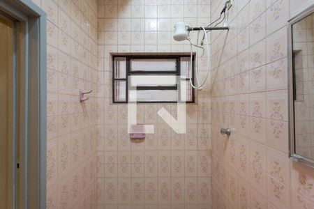 1° andar - Banheiro auxiliar de casa para alugar com 3 quartos, 356m² em Auxiliadora, Porto Alegre