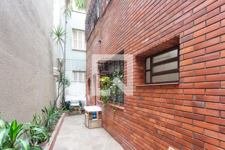 1° andar - Àrea externa  de casa para alugar com 3 quartos, 356m² em Auxiliadora, Porto Alegre