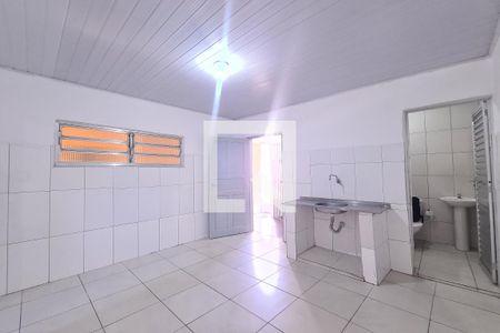 Cozinha de casa para alugar com 1 quarto, 40m² em Vila Califórnia, São Paulo
