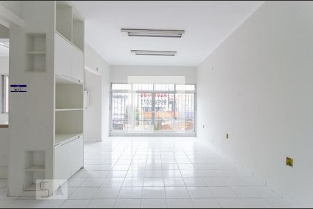 Casa para alugar com 3 quartos, 150m² em Vila Guarani (Zona Sul), São Paulo
