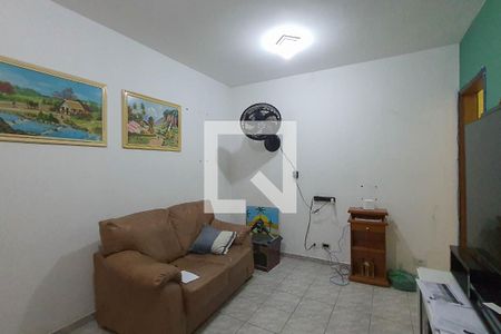 Sala de casa de condomínio para alugar com 3 quartos, 100m² em Vila Renato, São Paulo