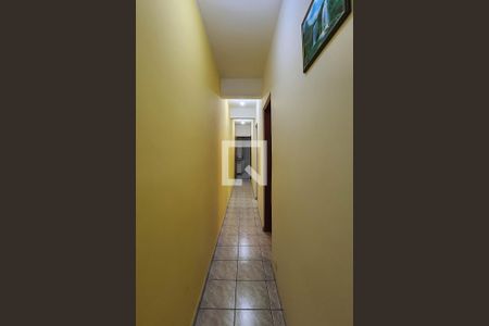 Corredor de casa de condomínio para alugar com 2 quartos, 100m² em Vila Renato, São Paulo