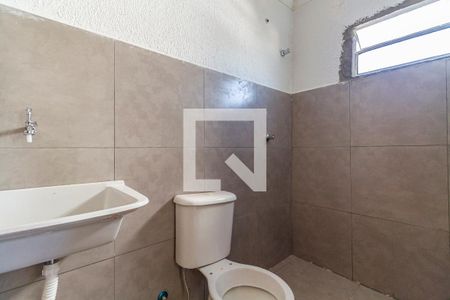 Banheiro de kitnet/studio para alugar com 1 quarto, 19m² em Vila Anglo Brasileira, São Paulo
