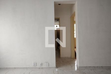 Sala de apartamento para alugar com 2 quartos, 60m² em Jacarepaguá, Rio de Janeiro