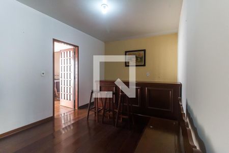 Bar de casa para alugar com 5 quartos, 330m² em Vila Oliveira, Mogi das Cruzes