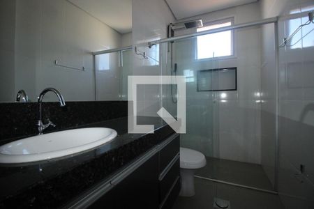Banheiro de apartamento à venda com 2 quartos, 75m² em Serra, Belo Horizonte
