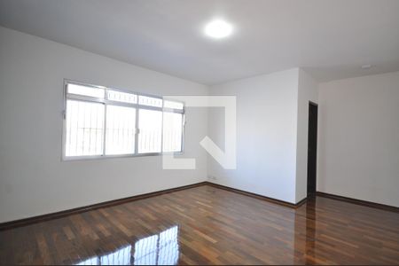 Sala de casa para alugar com 3 quartos, 185m² em Bortolândia, São Paulo