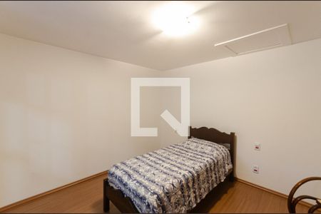 Quarto 1 de casa à venda com 2 quartos, 130m² em Espírito Santo, Porto Alegre