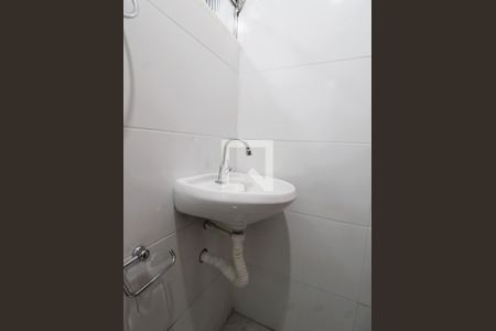 Banheiro  de apartamento para alugar com 1 quarto, 36m² em Vila Gustavo, São Paulo