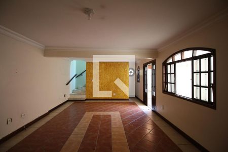 Sala de casa para alugar com 2 quartos, 345m² em Chácara Califórnia, São Paulo
