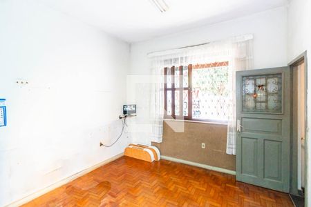 Sala de casa à venda com 4 quartos, 227m² em Santa Tereza, Belo Horizonte