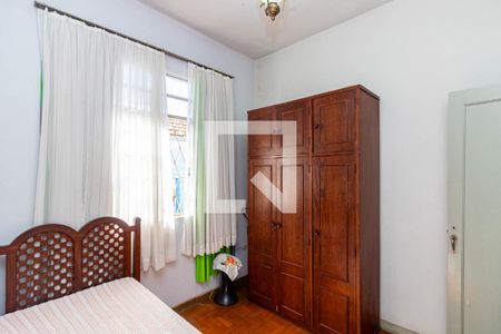 Casa à venda com 4 quartos, 227m² em Santa Tereza, Belo Horizonte