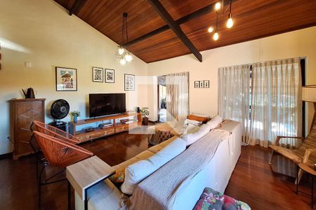 Casa à venda com 205m², 3 quartos e 4 vagasSala