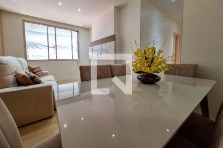 Sala de casa de condomínio à venda com 3 quartos, 205m² em Badu, Niterói